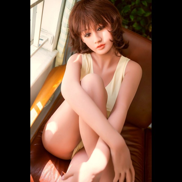 163cm Lucy 163cm Lucy